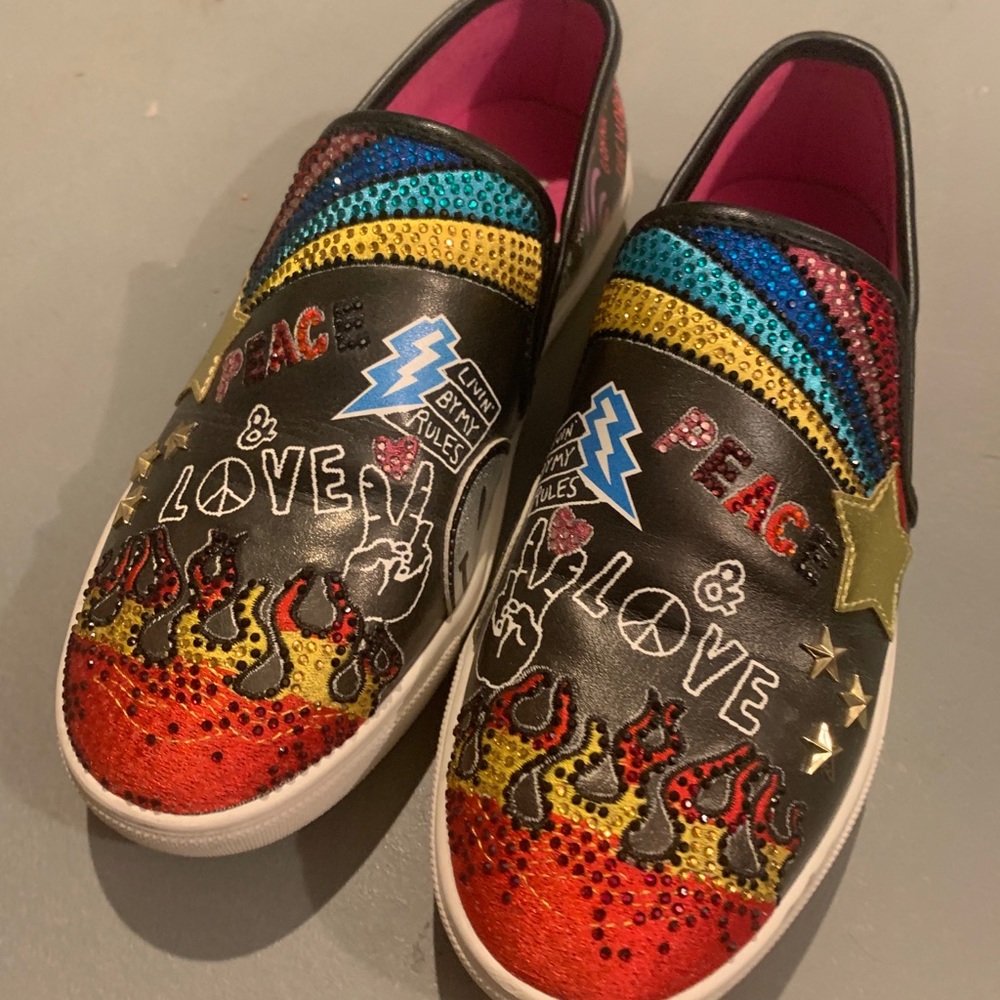 Steve Madden Girls Peace & Love sz 4